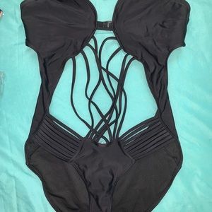 open middle one piece